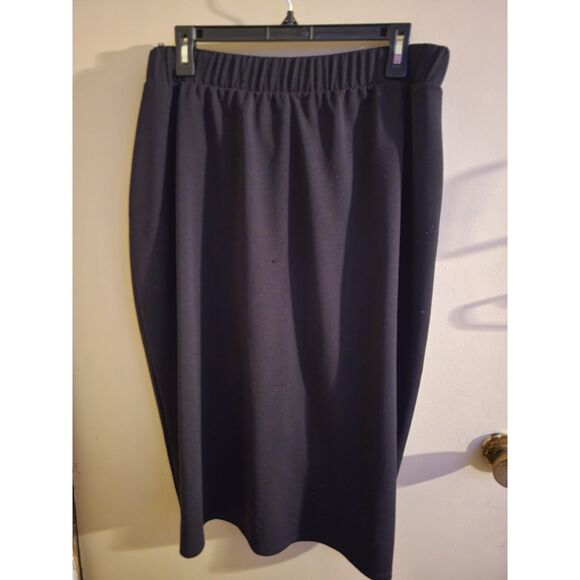 Olivia Blu women's size large (E18) - Picture 2 of 7